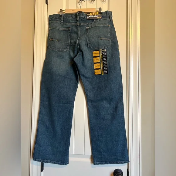 NWT Ariat Rebar M4 Relaxed DuraStretch Basic Boot Cut Men’s Jeans 38x30